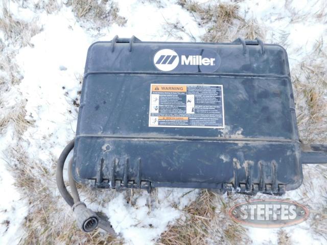  Miller Suitcase 12RC_1.jpg